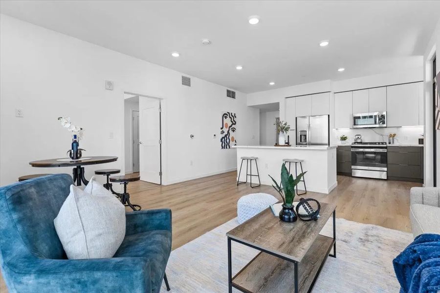 52 Kirkwood Ave 308, San Francisco, CA 94124